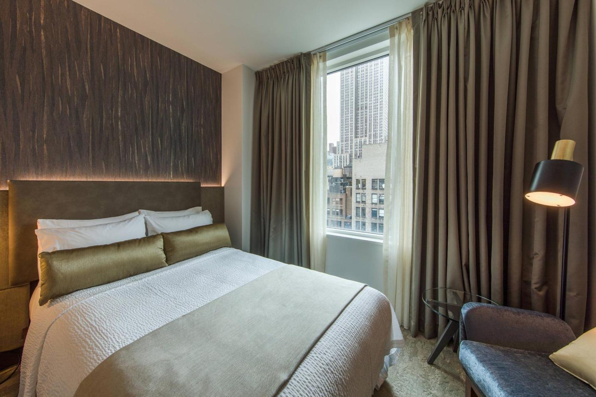 Room Two Double Beds City View