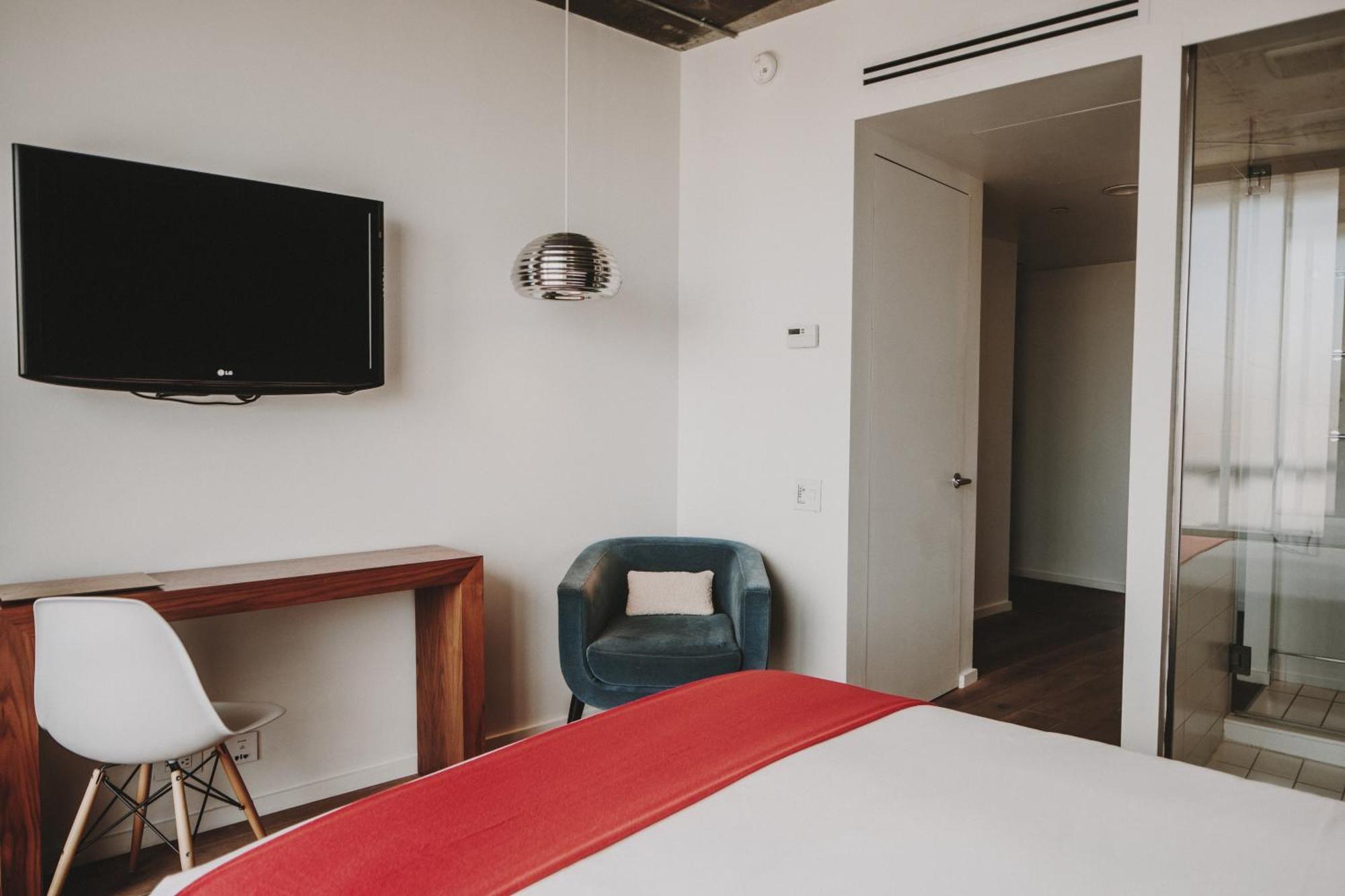 Superior Queen Room Balcony