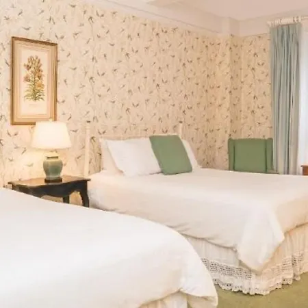 Roger Smith Hotel-2